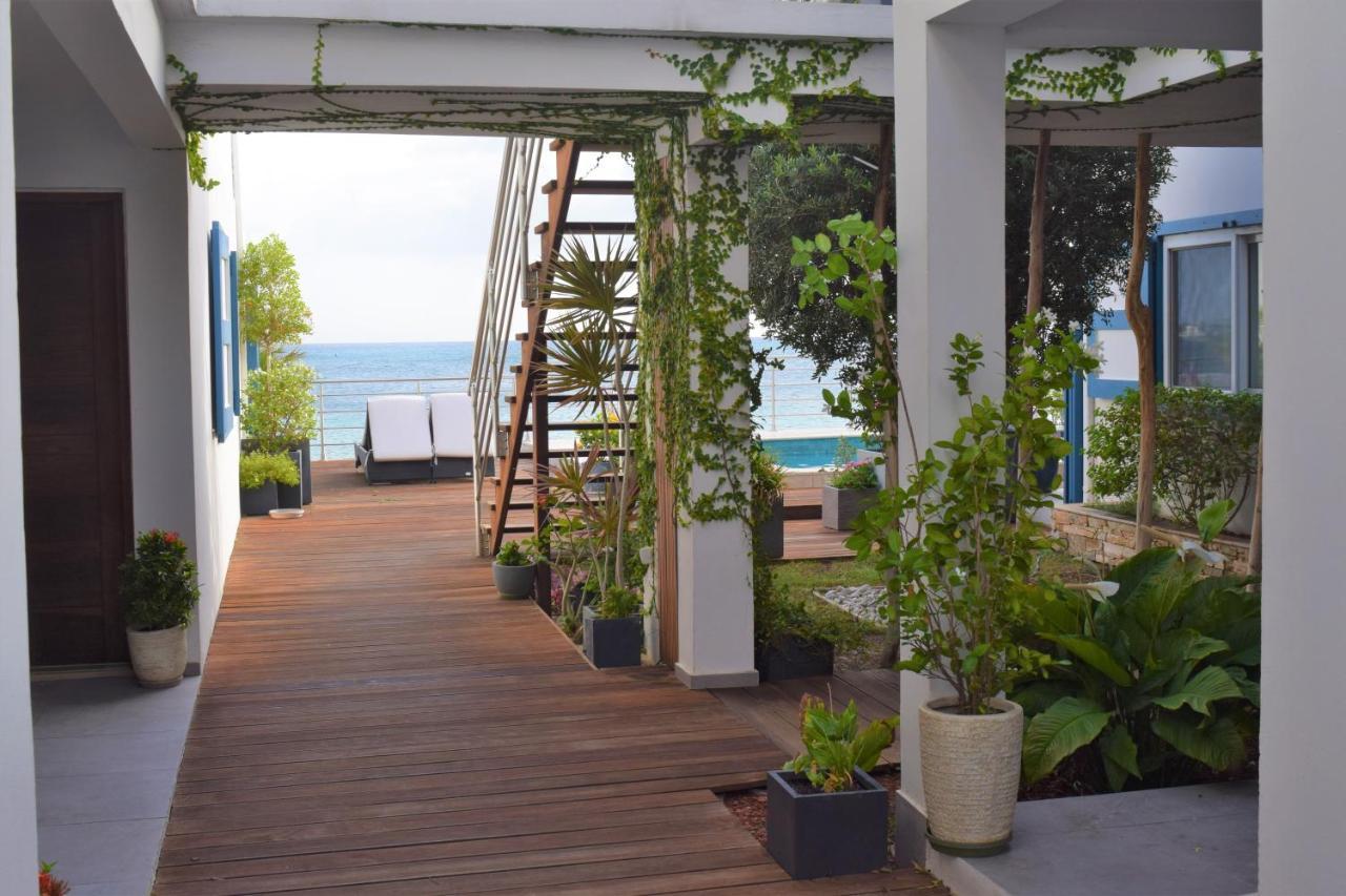 Tradewinds Apartments Bahía de Simpson Exterior foto